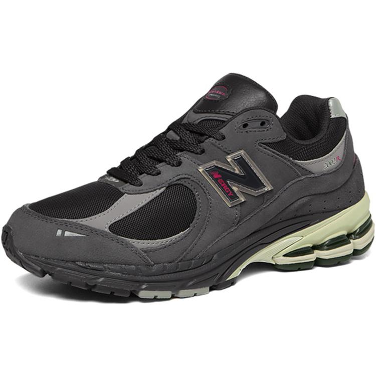 New New Balance 2002R Black Grey M2002RGV