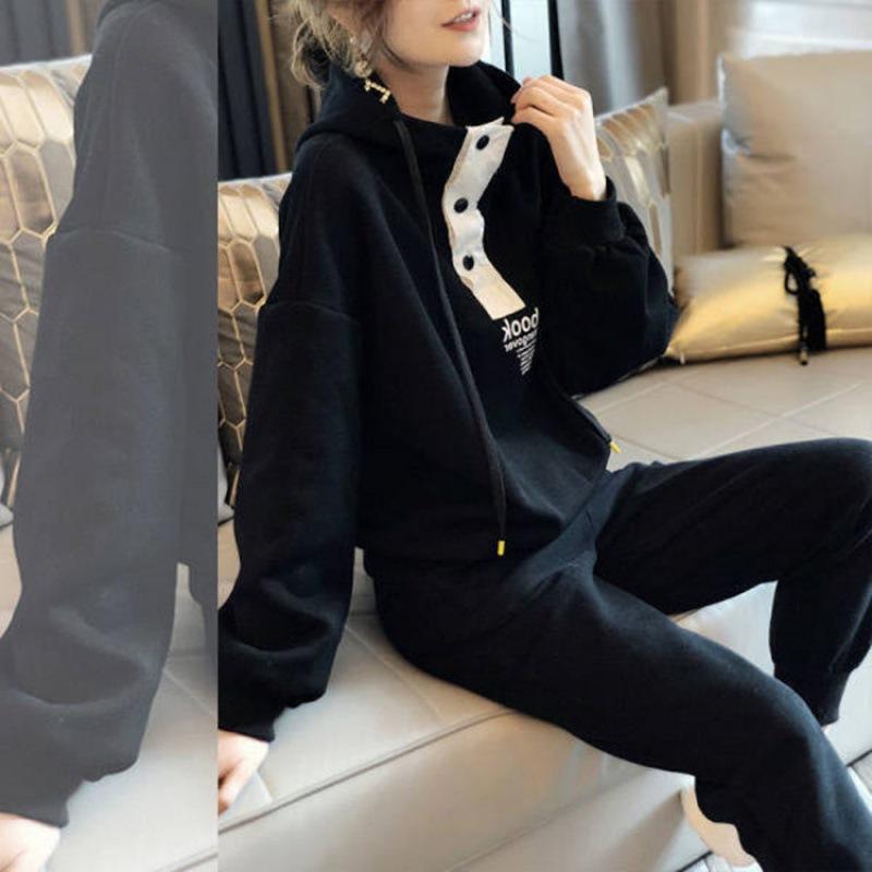 The Southeast Asia and Europe Station's Autumn and Winter Stylish, Loose Hoodie, Casual and Fashionable Sportswear for Women