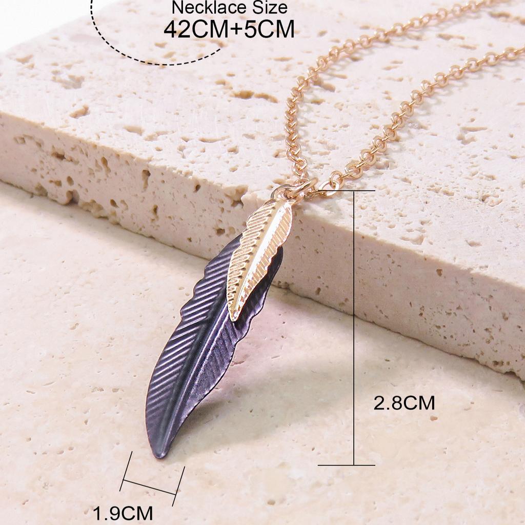 Leaf Feather Necklace Niche Design Light Luxury Clavicle Chain Commuting Simple Versatile Sweater Chain