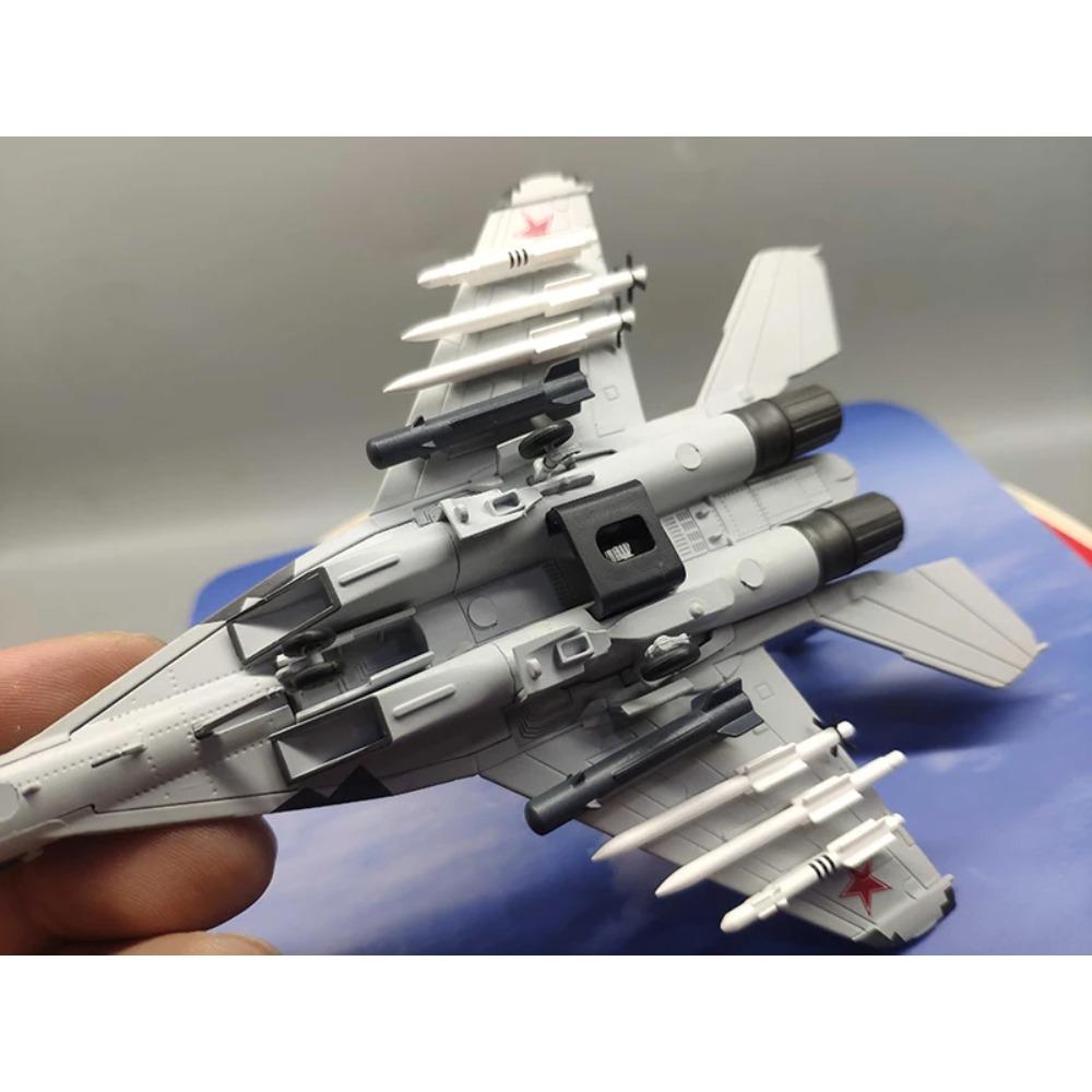 

Модель истребителя МИГ35 Масштаб 1/100 Россия Fulcrum самолет самолет модель истребителя детские игрушки для показа коллекций