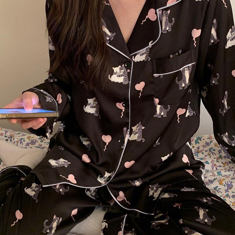 Women's Ice Silk Long-Sleeved Pajamas - Heart Balloon Design, Spring/Summer, Thin Style for Dormitory or Home Wear.