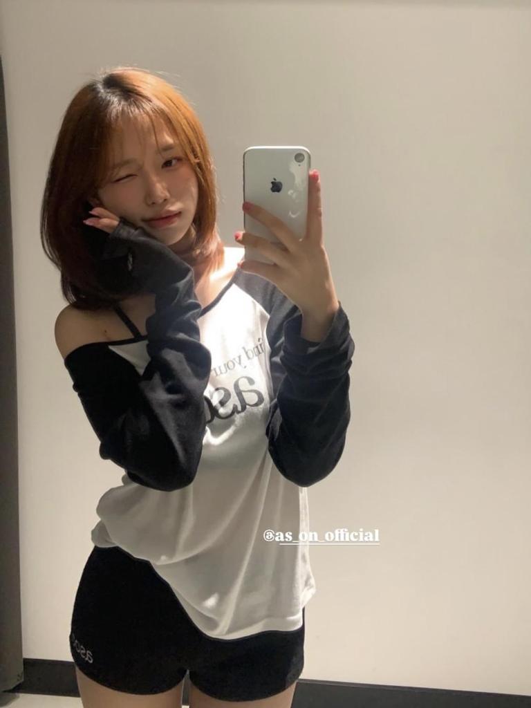 Koreanischer Stil Tencel-Stoff Colorblock Raglanärmel Langarm Damen-T-Shirt