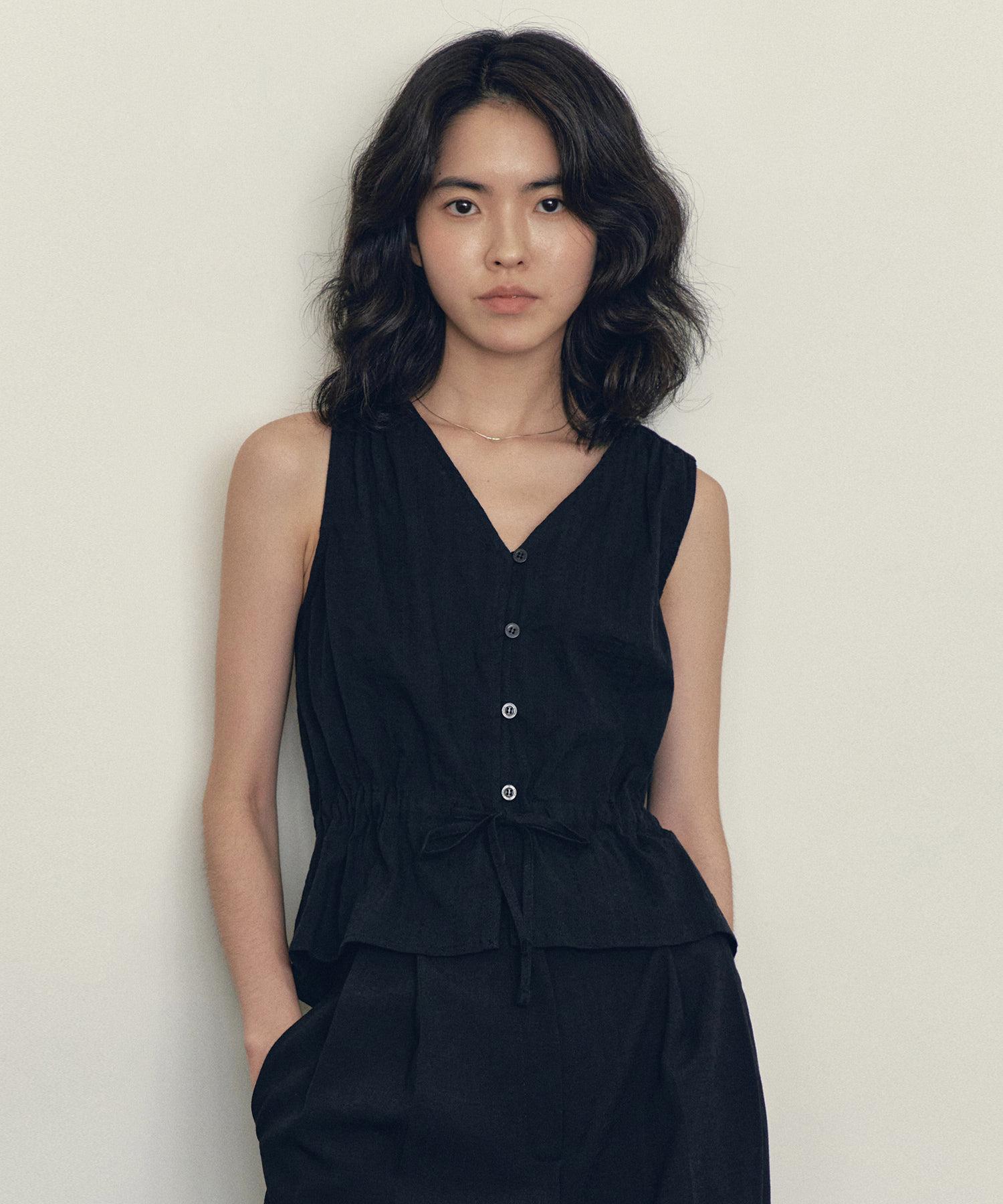 Roeil String V-Neck Sleeveless Blouse - Black Free