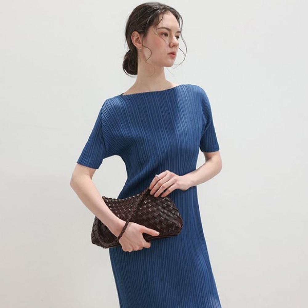 Dalia Pleats Mood Short Sleeve Dress FREE/Ivory