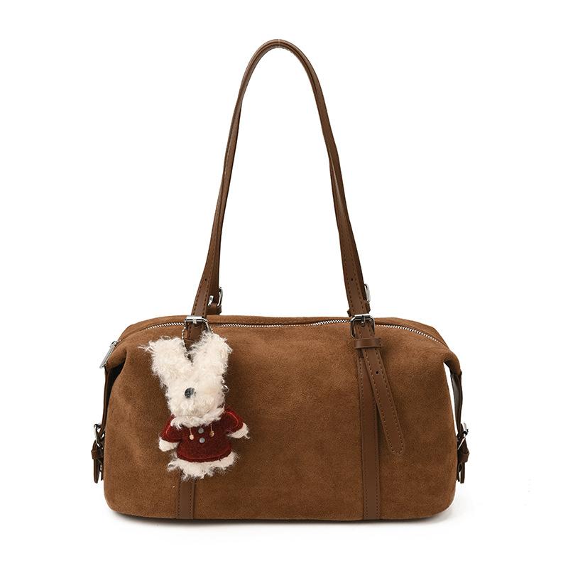 Autumn and winter retro large-capacity suede bag women's 2025 new casual commuter shoulder bag portable tote bag