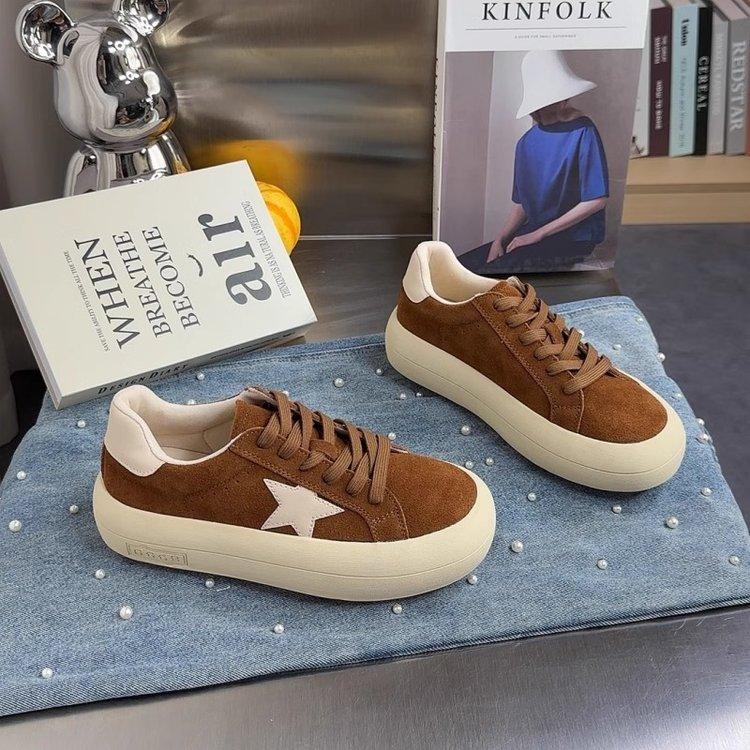 

Звездные повседневные туфли-одинарки женские 2025 осень новые ретро старые универсальные на толстой подошве с круглым носком кеды женские повседневные туфли женские 40 светло-коричневого