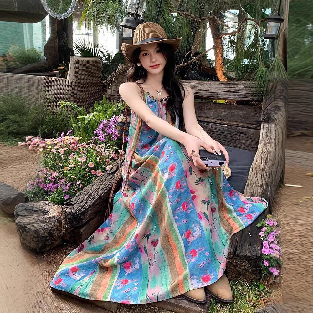 Seaside vacation floral spaghetti strap dress for women, new French vintage bohemian ethnic style, stunning midi skirt