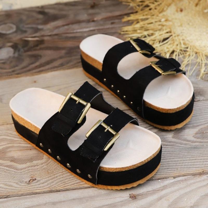 Large size thick-soled one-word belt buckle slippers women's summer new rivet sandals