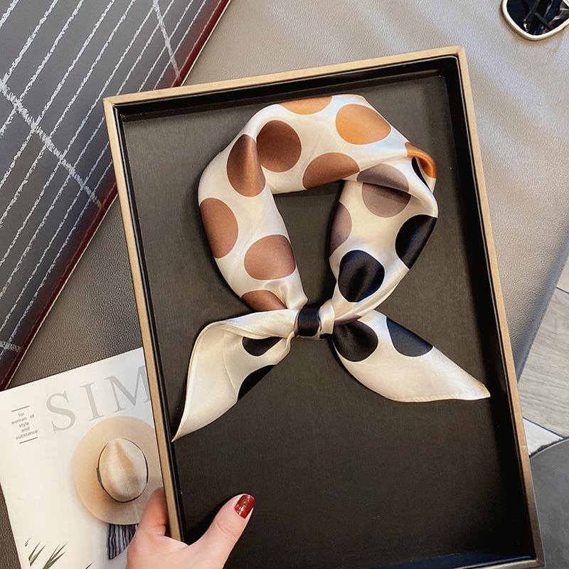 Cute polka dot silk mulberry silk scarf women's versatile small square scarf summer Korean version temperament decorative small scarf headband