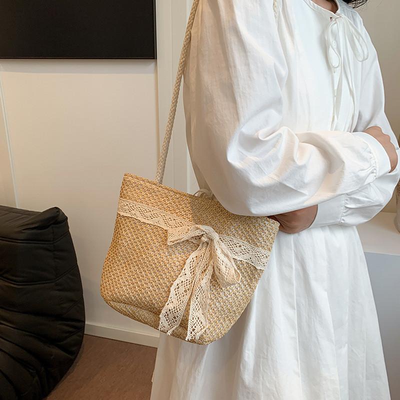 Chic White And Khaki Woven Shoulder Bag With Spacious Design For Everyday Outings