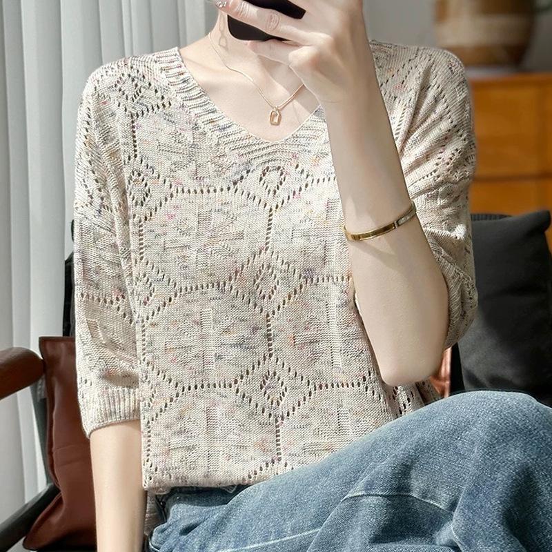 Women's Color Sweater Loose V-neck Pullover Knitted Sweater Short Sleeved Knitted T-shirt