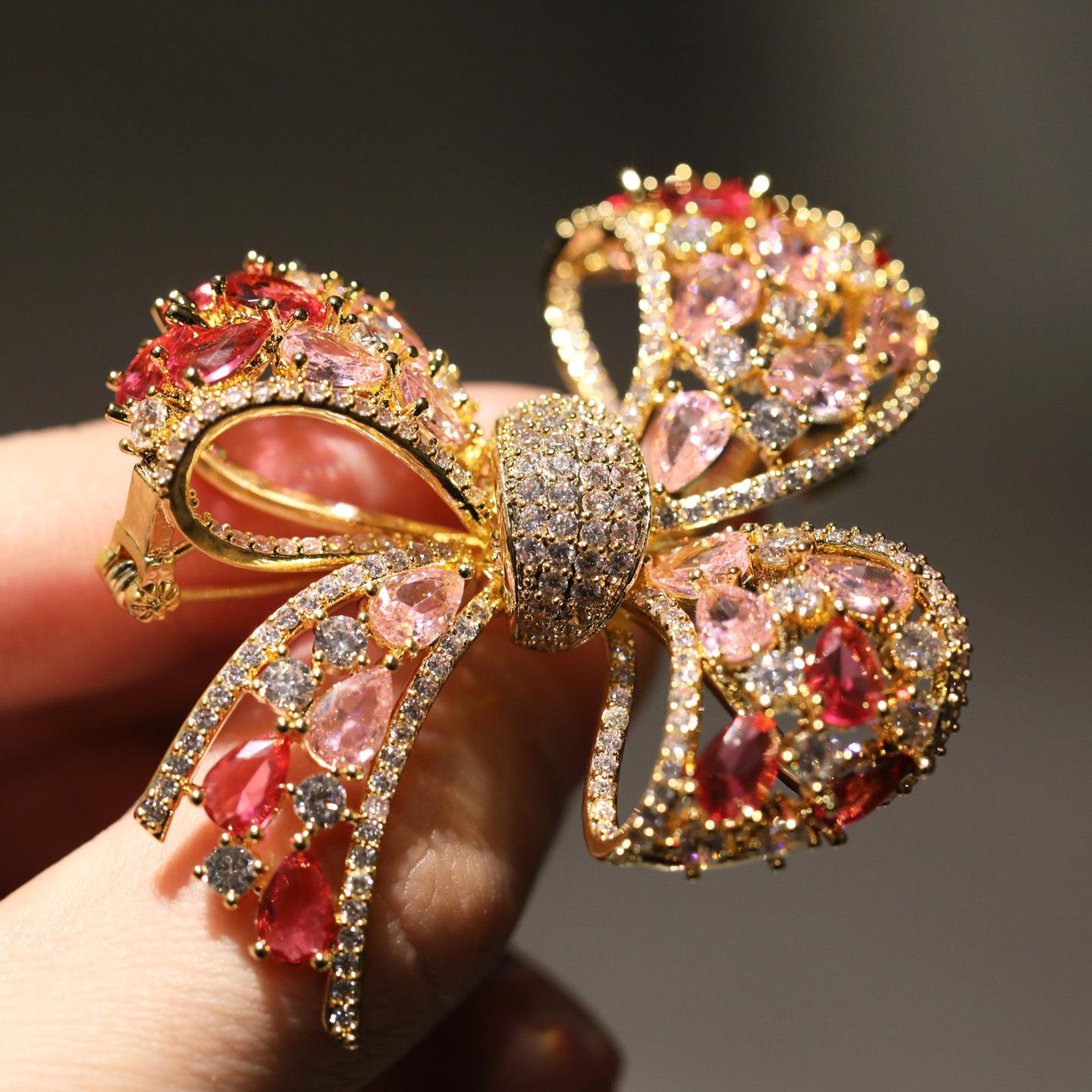 Bo Xin Yun Gold Plated Zircon Butterfly Brooch: Elegant Corsage Decoration Gift.