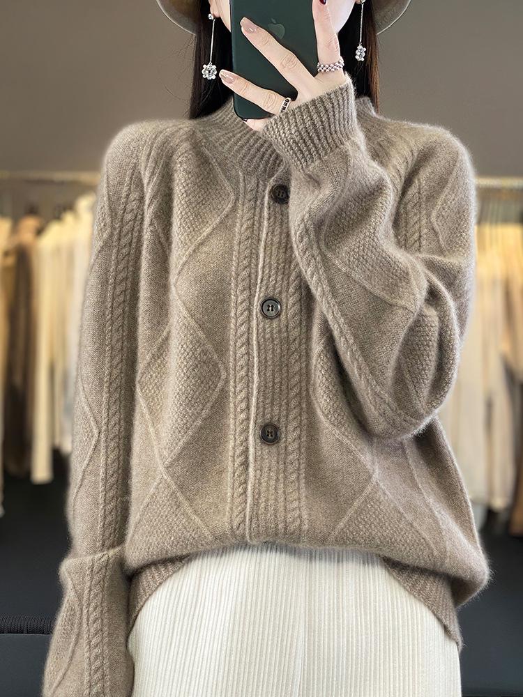 Women's Wool Knit Cardigan - Solid Color Single-Breasted Sweater for Autumn and Winter