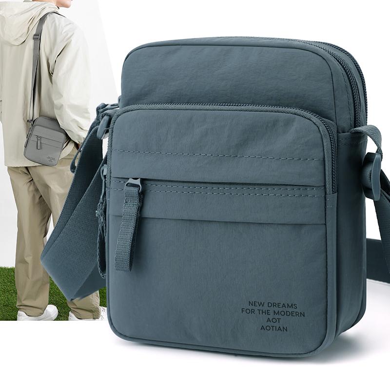 Commuter Outdoor Shoulder Bag Men's Mobile Phone Bag