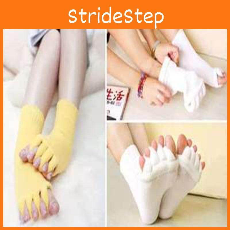 Fashionable Five Finger Toe Socks For Women With Breathable Cotton And Massage Benefits