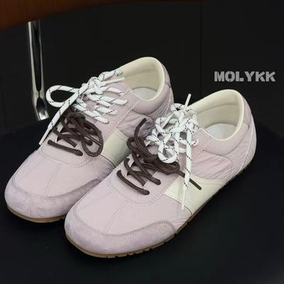 Sapatos esportivos casuais femininos miu style primavera e verão, novidade da moda, senso de design retrô, combinação de cores macaron
