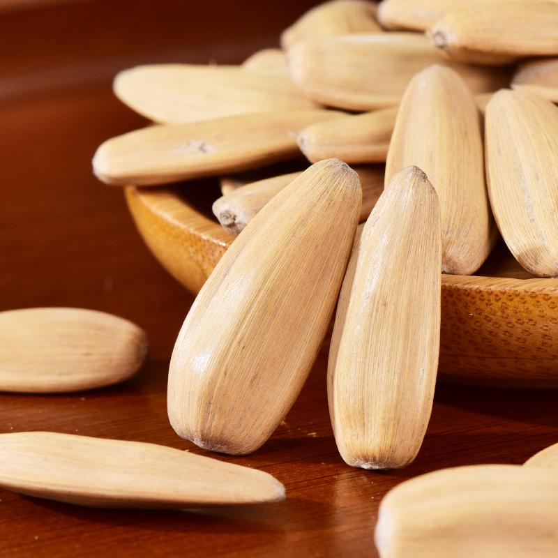 Multi-Flavored Five-Spice Shelled Watermelon & Sunflower Seeds - Casual Snack