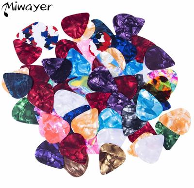 Plettri per chitarra misti colorati in celluloide assortiti confezione da 50 pezzi per chitarra mediatore