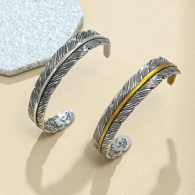 Retro Men's Creative Feather Design Adjustable Bracelet