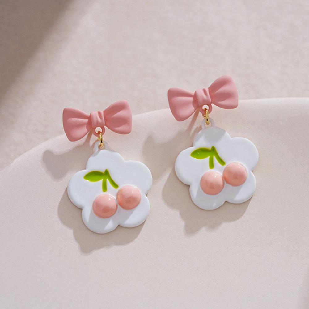 French Sweet Small Fresh Flower Earrings Niche Design Temperament Simple Mori Gardenia Pearl Stud Earrings