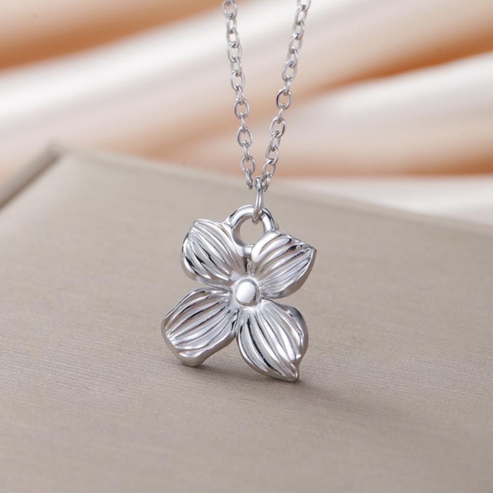 

My Shape Rose Flower Necklace for Women Four Petals Charms Pendants Chain Stainless Steel Jewelry Elegant Floral Necklaces Gifts