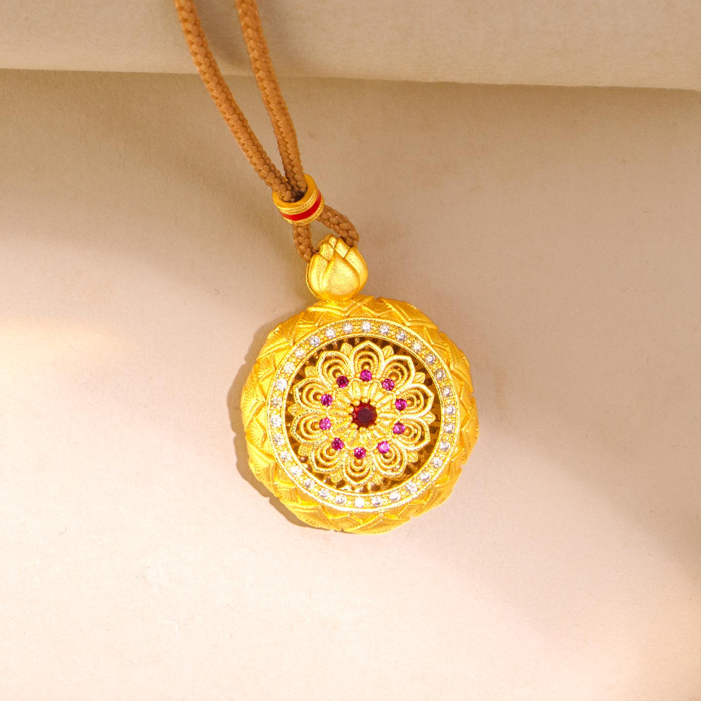 Gold Lotus Rhinestone Compass Pendant Necklace - Rotatable Court Style for Women
