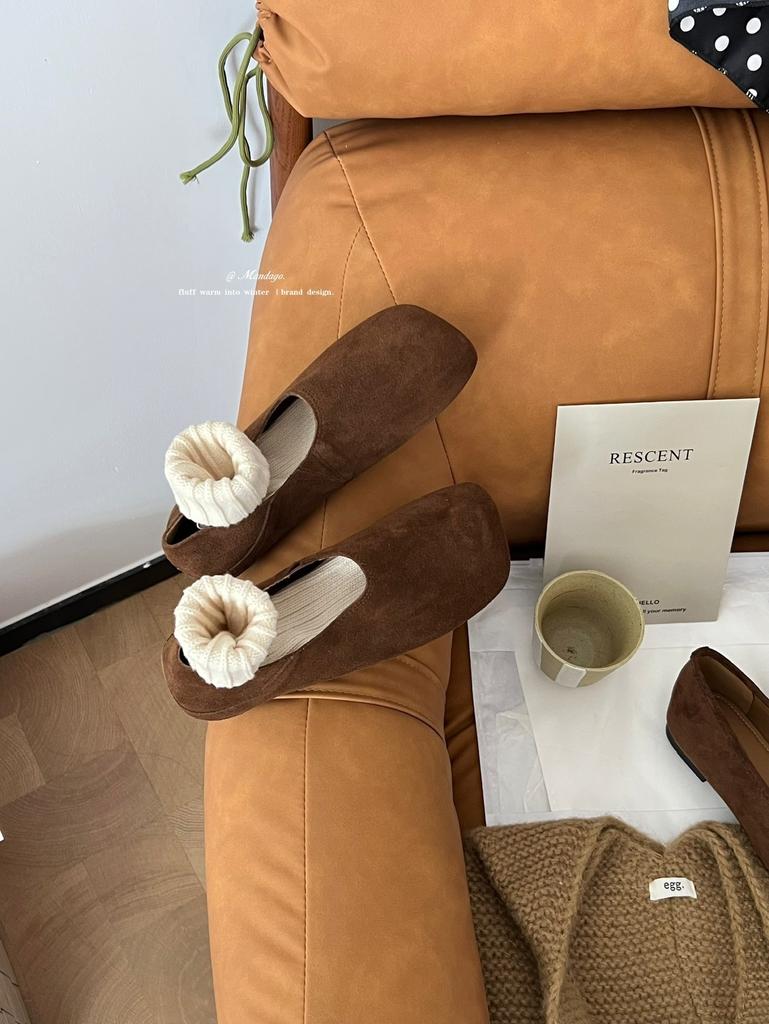 Simple style niche flat shoes women's round head super soft one-pedal single shoes 2025 autumn and winter fashion