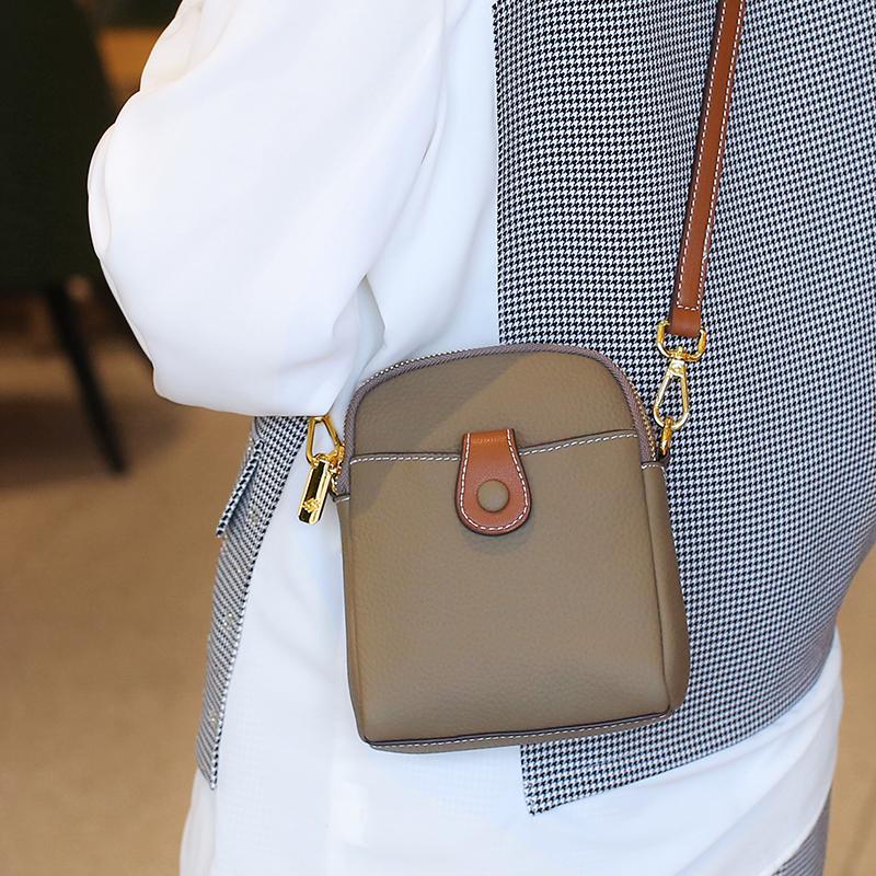 Genuine Cowhide Leather Mini Crossbody Phe Bag for Women Small Shoulder Bag with Gold Hardware Designer Luxury Messenger Bags