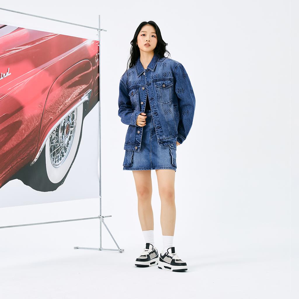 New MLB MONOGRAM Collection New York Yankees 24FW Denim Short Skirts Women's Indigo 3FDSM0444-50INS