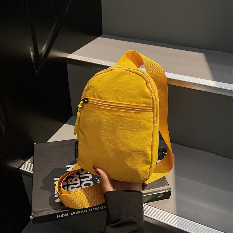 A High-end, Lightweight Travel Crossbody Bag for Women and A Single-shoulder Small Backpack for Teenagers' Cycling