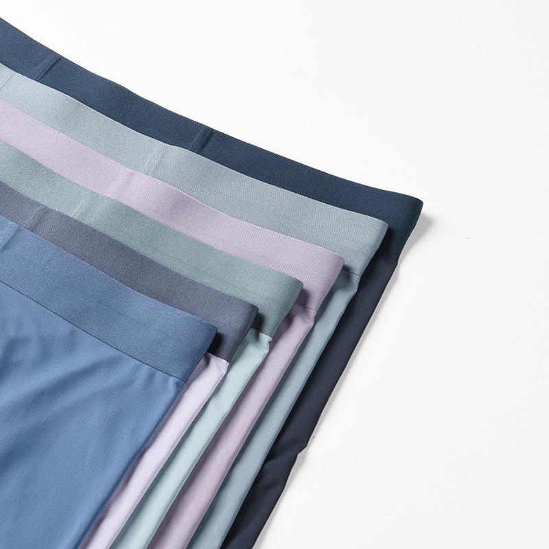 Men's Spring and Summer New Solid Color Ice Silk Anti Trace Speed Dry Flat Angle Underwear