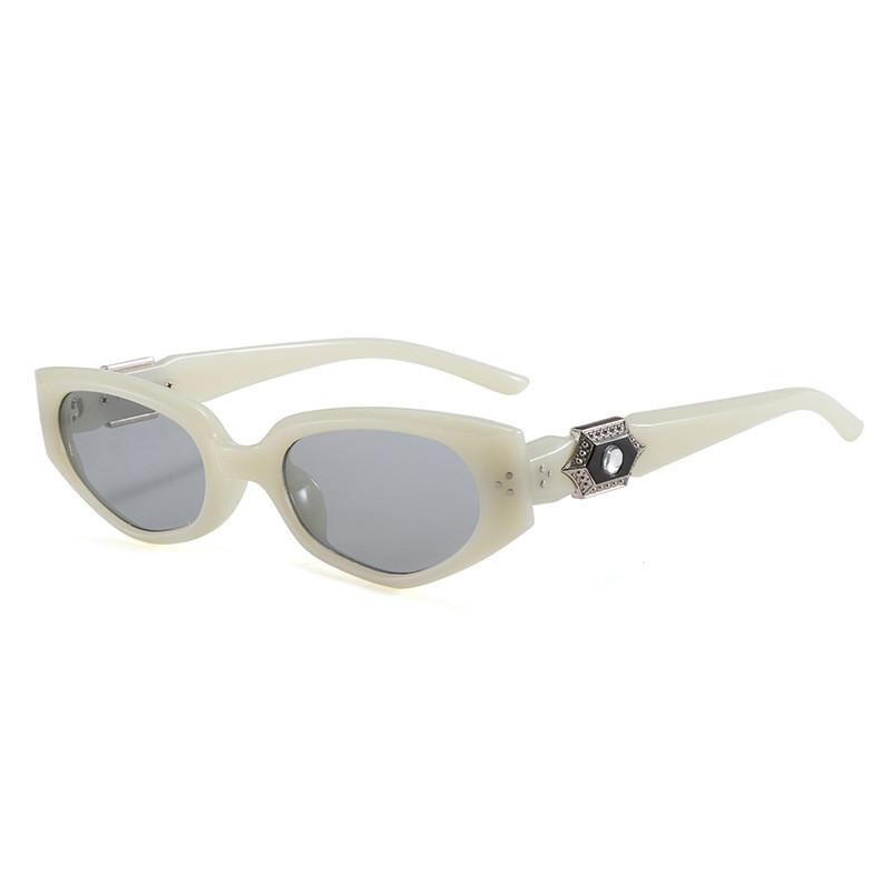 

Vintage Black Cat Eye Sunglasses With Uv400 Protection For Fashionable Travel And Outdoor Activities F