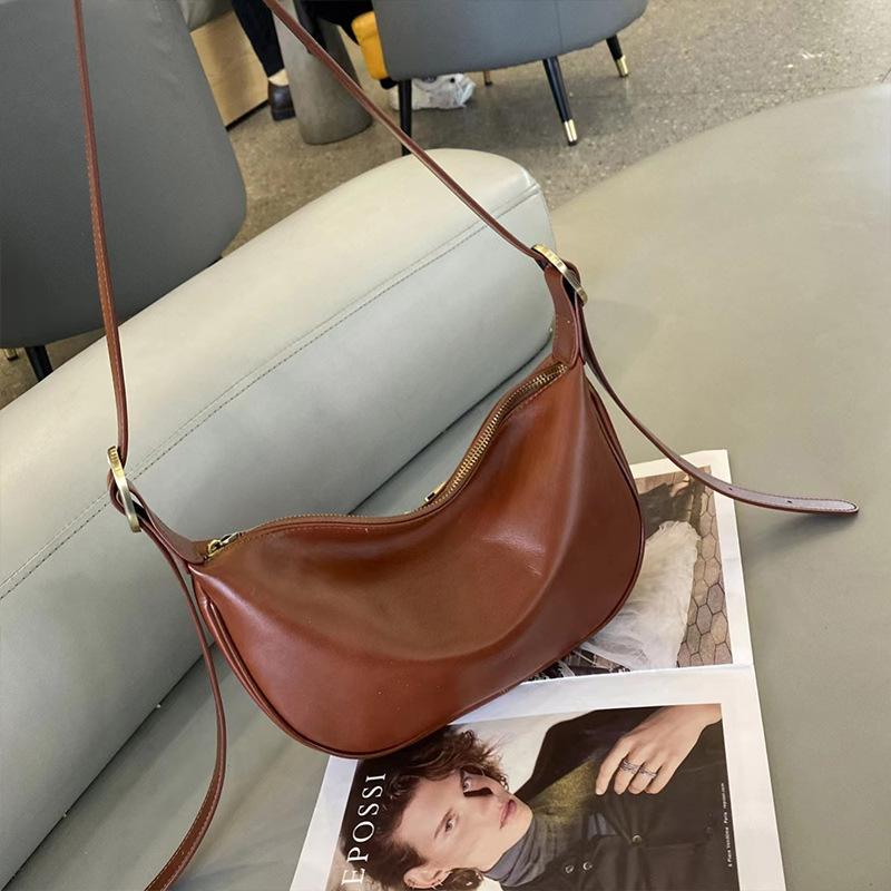 

Dumpling Bag Women s Bag Genuine Leather Underarm Bag 2025 Spring Summer New Crossbody Bag Large Capacity Commuter Shoulder Bag 26*18*8