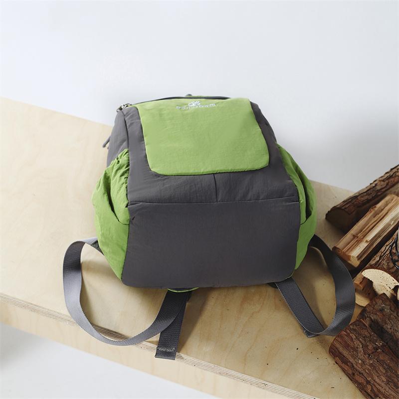 Outdoor Unisex Lightweight Backpack Large Capacity Student Schoolbag