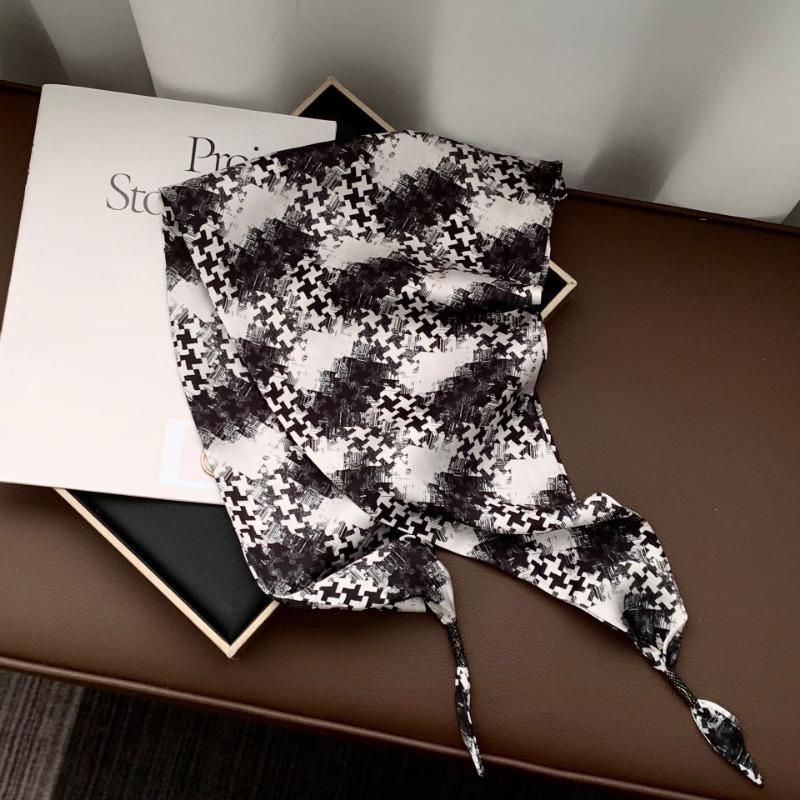 Silk scarf new fashion wheat ear cashew flower silk scarf head scarf beaded small scarf scarf triangular scarf waist tie