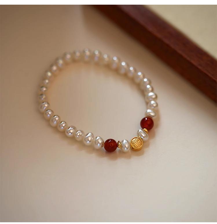 Natural Freshwater Pearl Bracelet with Sand Gold Agate Beads – Exquisite Light Luxury Niche, New Chinese Style for Women.