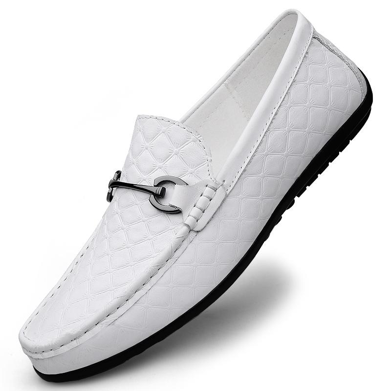 Fashion Spring New Men's Top Layer Cowhide Comfortable Bean Shoes Fashion Brand Men Breathable Soft Sole Anti Slip Casual Driving Shoes