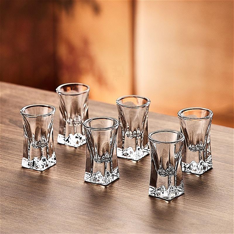 6pcs Sets Iceberg Bottom Wine Glass Creative Baijiu Cup Transparent Liquor Cup Drinkware Shot Glass Bar Exquisite Wine Glasses