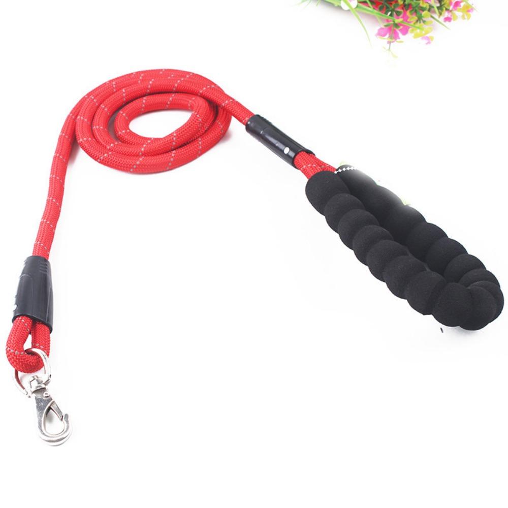 Pet leash Outdoor walking dog round leash dog leash dog reflective large dog spring hook explosion-proof rushing dog leash