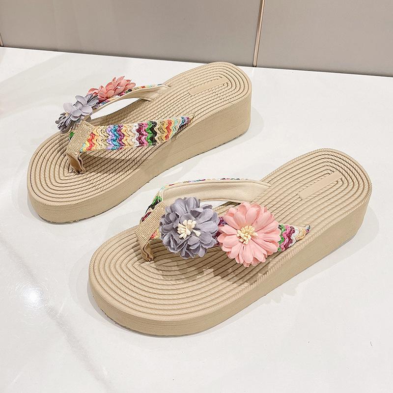 Ins Internet celebrity summer imitation straw hemp sole flower flip-flops women's fashion trend pinch foot thick sole beach shoes