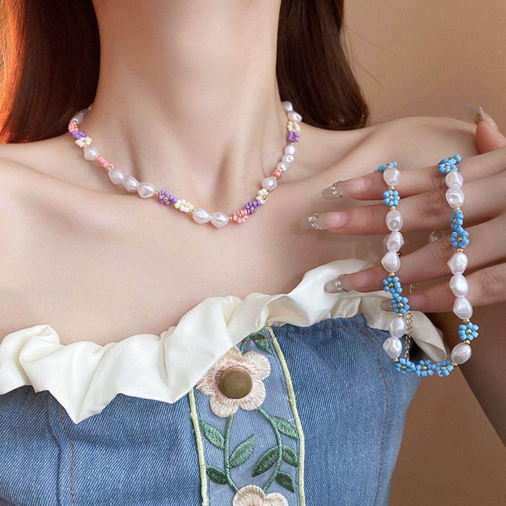 Korean Style Rice Bead Necklace Bead Flower Pearls Clavicle Chain Simple Daisy Bracelet  Girl