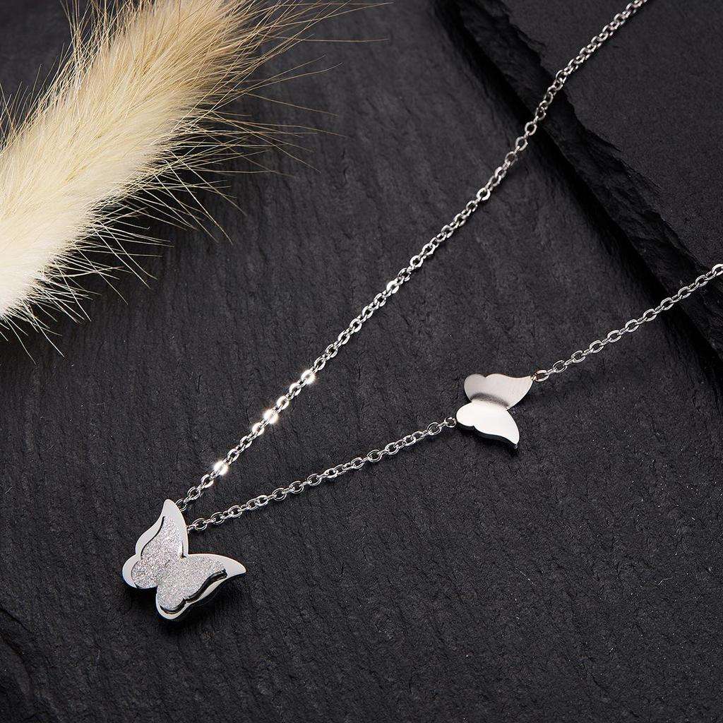 Colier nou din oțel titan argintiu rezistent la decolorare - Lanț de claviculă la modă, ușor și versatil pentru femei