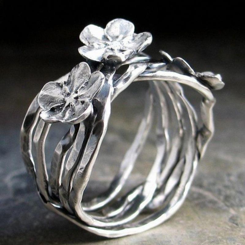Anello con Rilievo di Ramo Floreale Ossidato Vintage Materiale Rame Gioielli da Donna Anello per Banchetto e Quotidiano