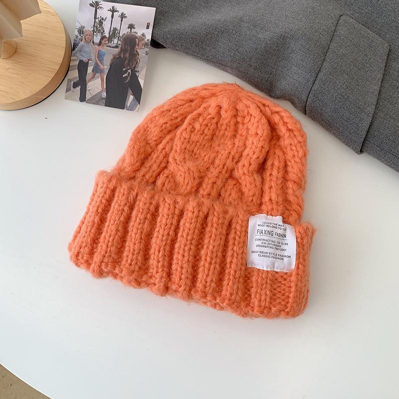 Fashionable Warm Knit Hat For Women Winter Thick Yarn Beanie Adjustable Fit Orange