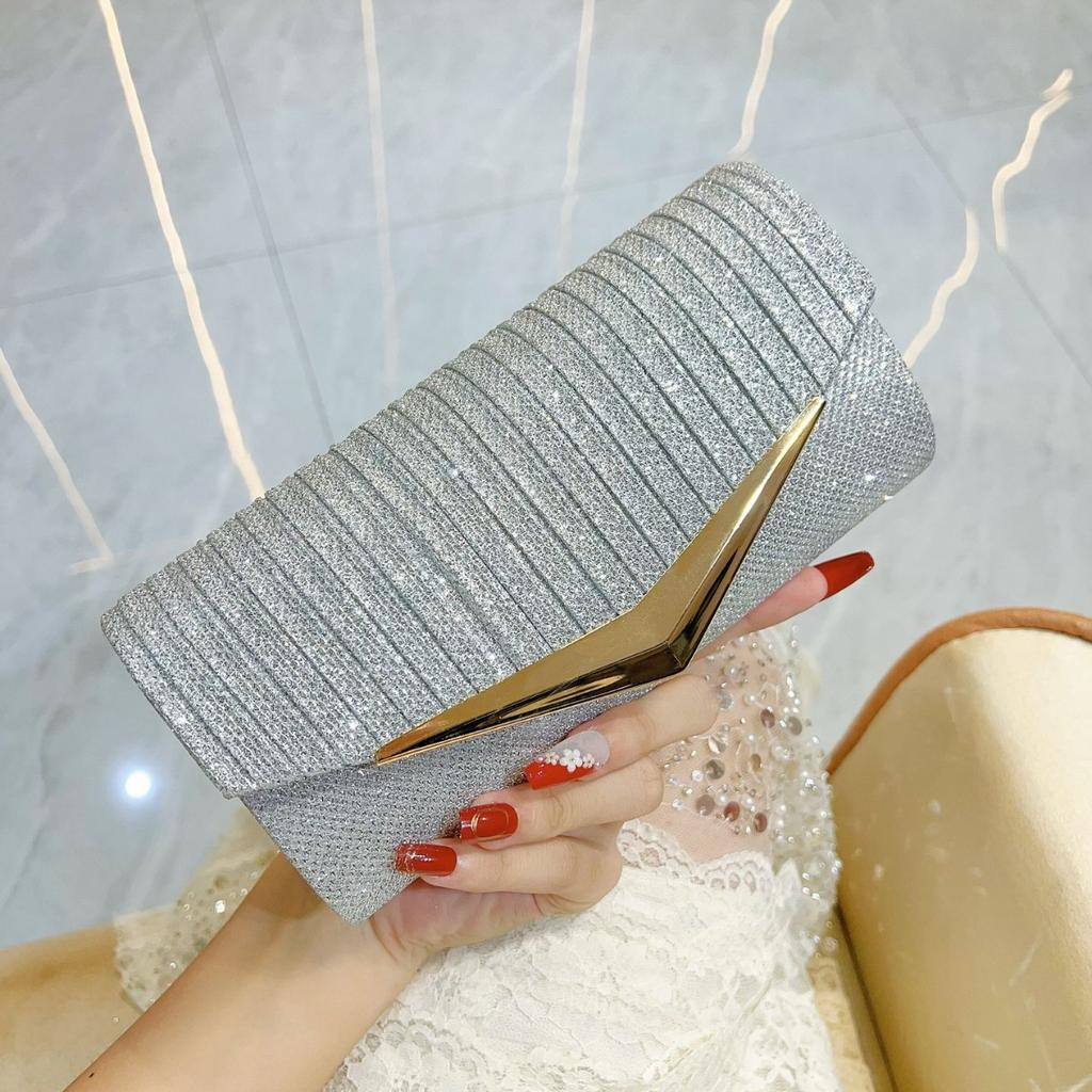 Nieuwe Dames Avondtas Geplooide Verstevigende Bruidstas Jurktas Ketting Clutch Tas Avondtas Banket Tas