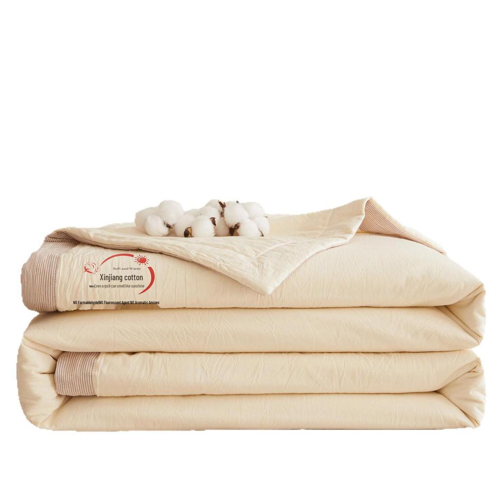 Machine-Washable Xinjiang Cotton Quilt for Summer, Spring, and Autumn