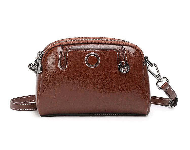 Women's 2025 Light Luxury Leather Shoulder Bag - Oil Wax, Multi-layer, Versatile, Commuter Crossbody Square Design.