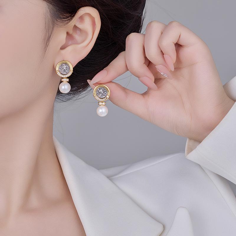 Zircon Pearl Two-Color Ancient Coin Series Earrings Women'S Fashion Retro Stud Earrings Niche Design High-End Earrings