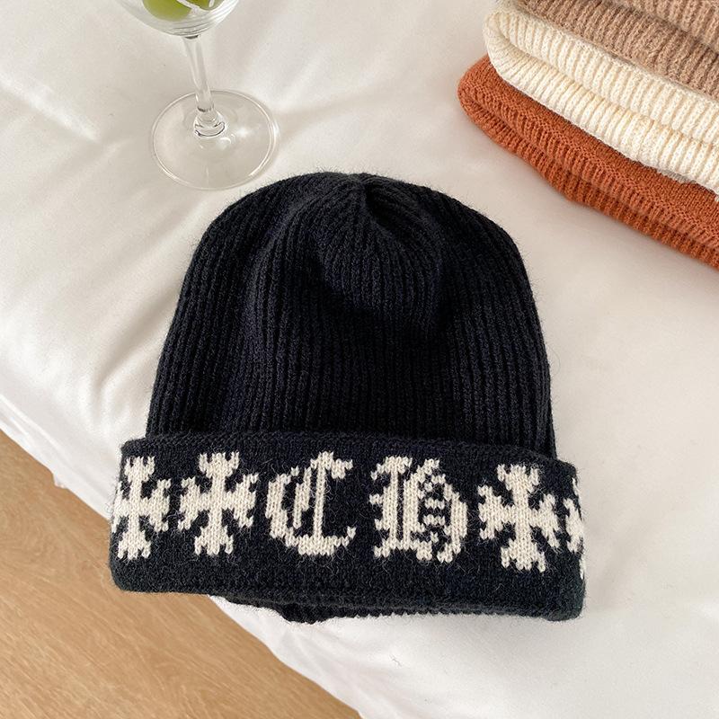 Korean Knitted Hat for Women In Winter Warmth and Thickened Face-protecting Small Ear Protecting Wool Hat Fashionable Trendy and Cold Hat