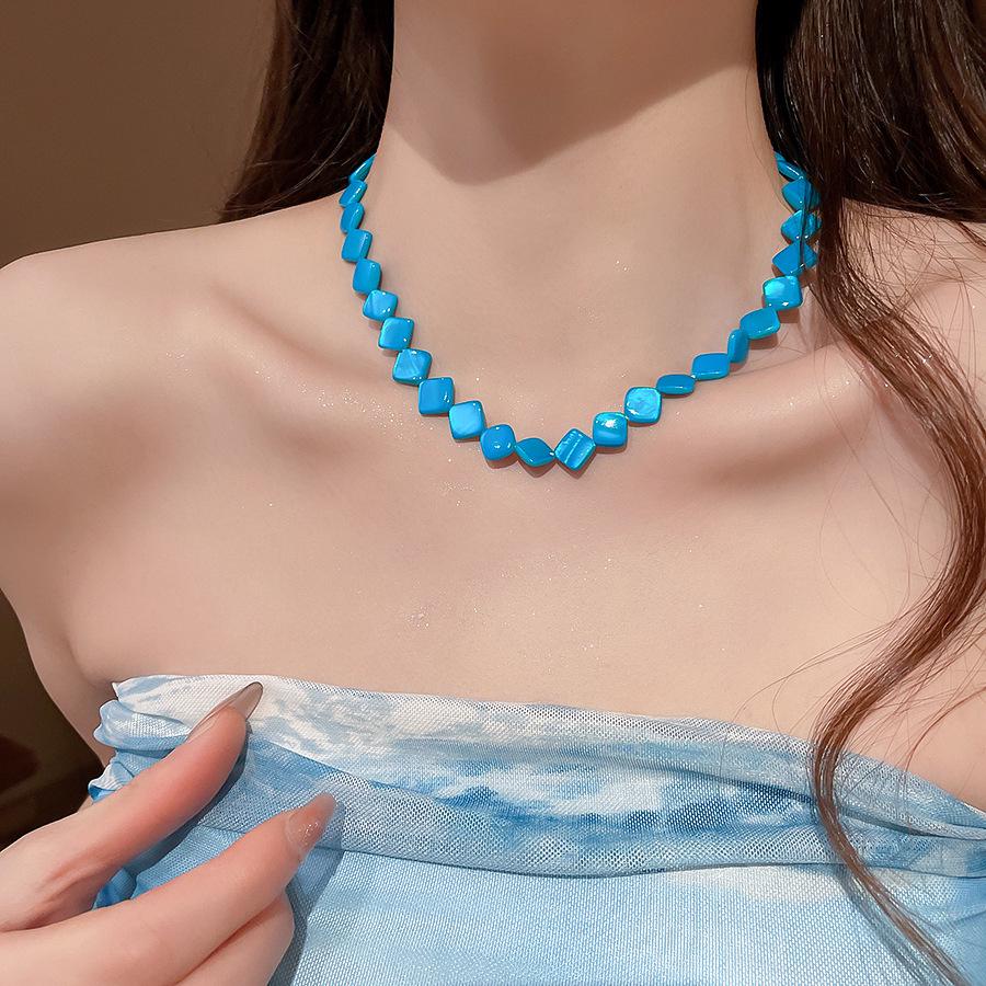 Stylish Beaded Shell Starfish Necklace for Women - Chic Clavicle Chain with Unique Design